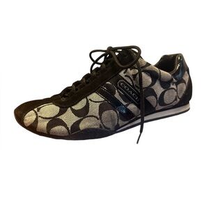 Coach Katelyn Monogram Black and Grey Low-Top Sneaker Size 7